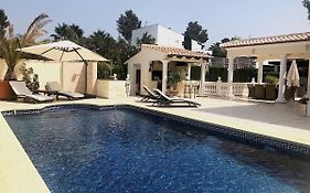 Luxurious apartment in Jávea with private swimming pool&garden